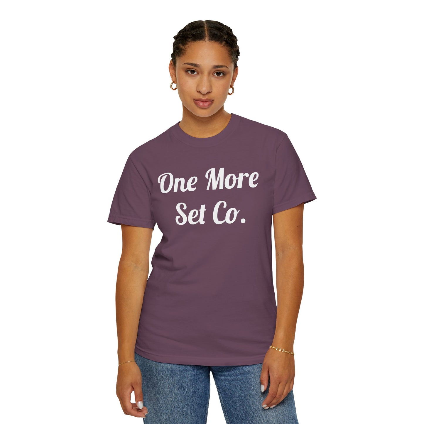 One More Set Co. Cursive Tee — Bold Script Gym T-Shirt